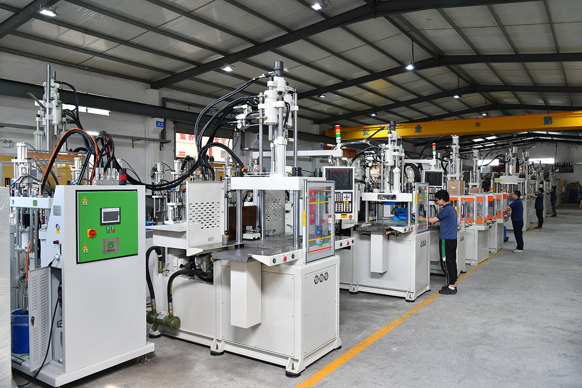 立臥式BMC注塑機